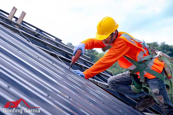 Commercial Roofer in Sarnia